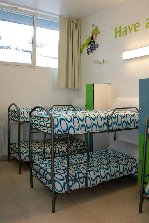 Mundaka Hostel & Sports Cafe Екстериор снимка