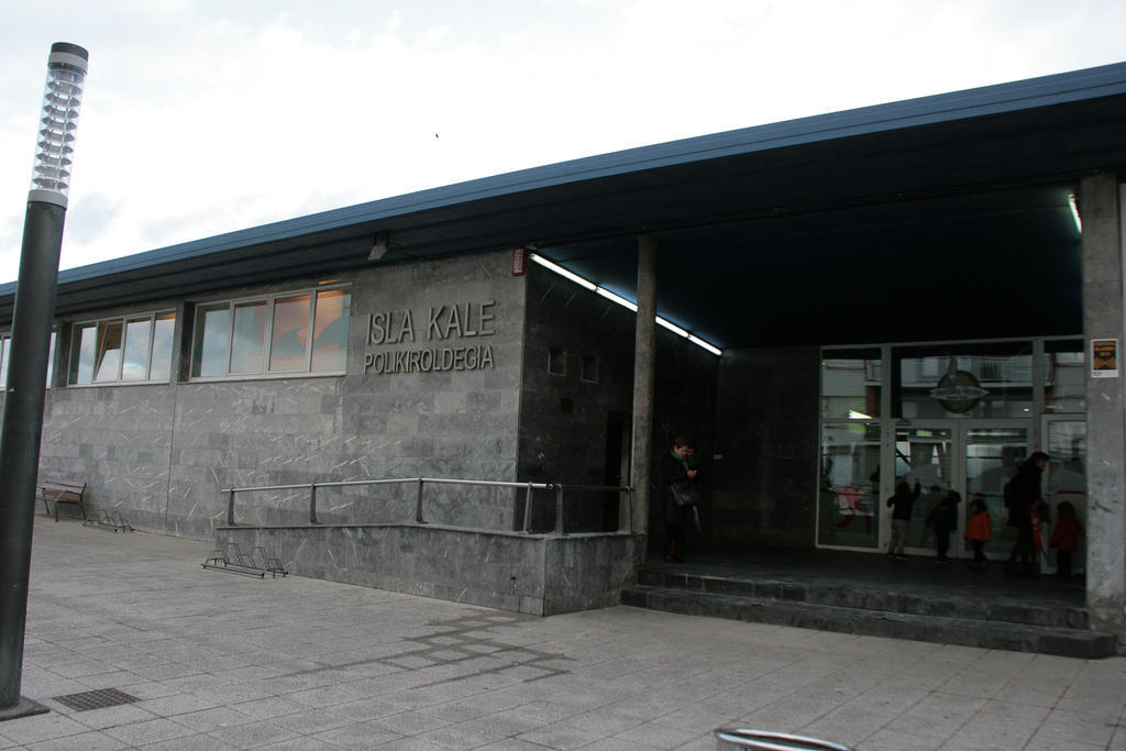 Mundaka Hostel & Sports Cafe Екстериор снимка