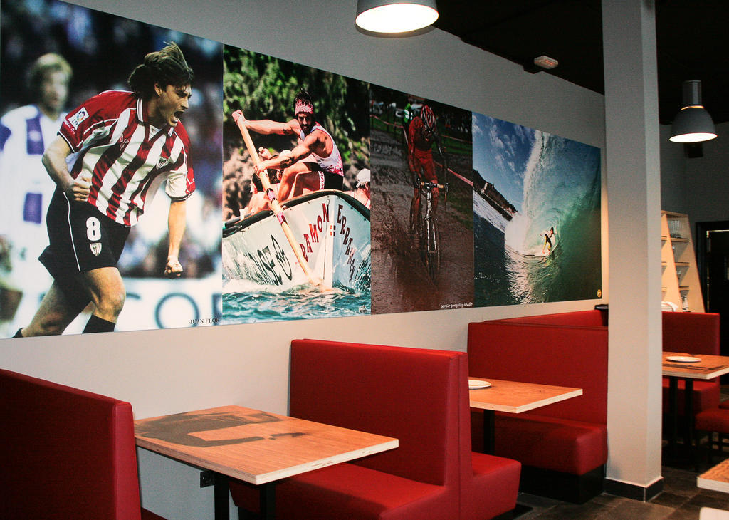 Mundaka Hostel & Sports Cafe Екстериор снимка